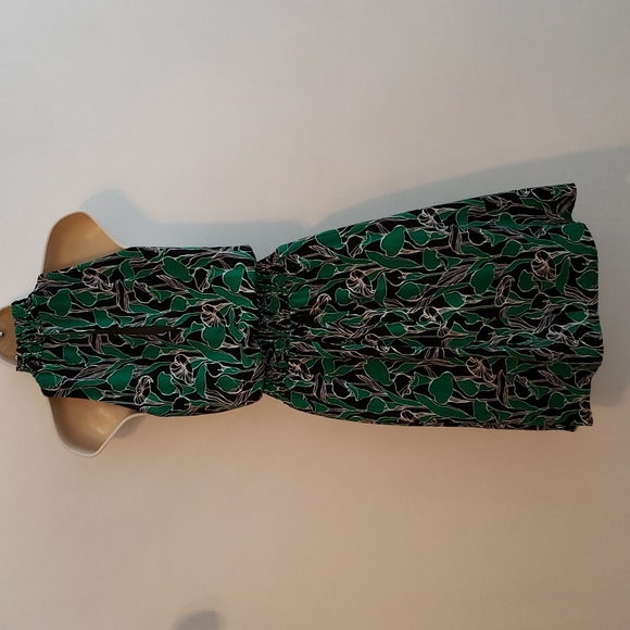 A new day dress size M.  Excellent pre owned condition. - Picture 4 of 7